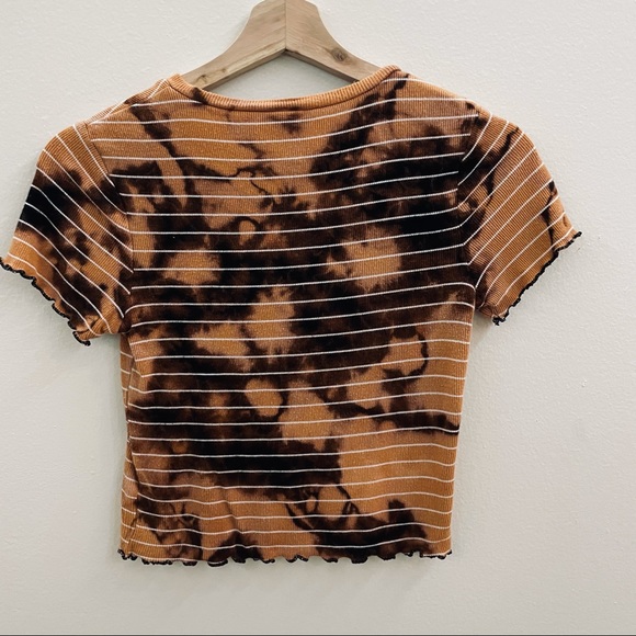 Reverse Dyed Crop Top - Picture 5 of 6